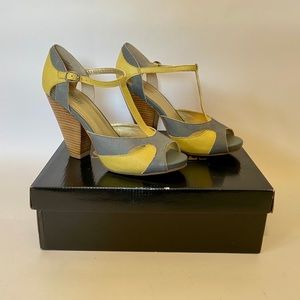 NIB Seychelles Anthropologie leather peep toe heel